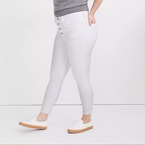 Like New Madewell High Rise Button Fly white crop jeans